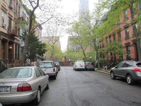 Enlarge photo 12