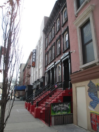 Enlarge photo 33