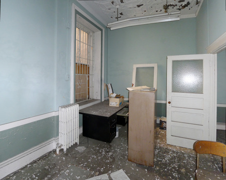 Enlarge photo 37