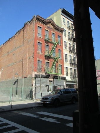 Enlarge photo 2