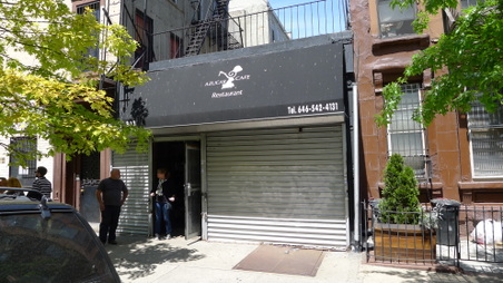 Storefront E 119th St