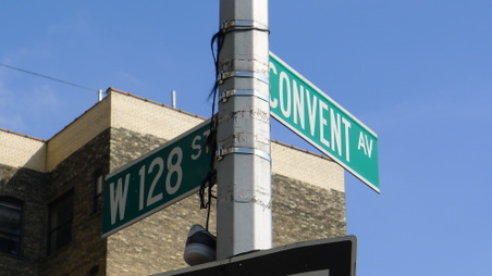 W 128TH ST