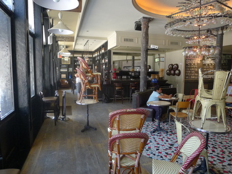 Enlarge photo 11