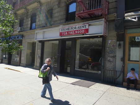 Pending 2647 Broadway