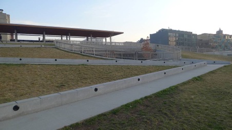Enlarge photo 18