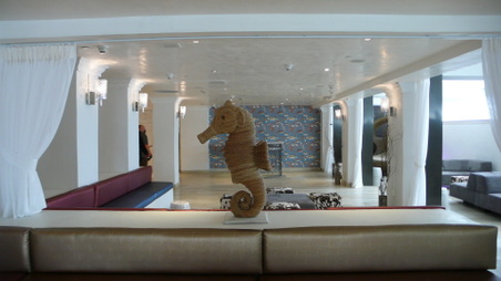 Enlarge photo 22
