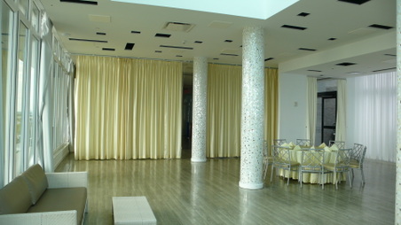 Enlarge photo 53
