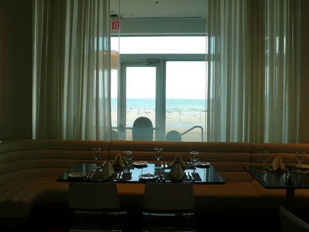 Enlarge photo 118
