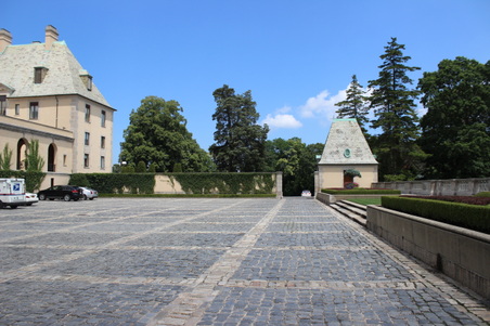 Enlarge photo 17