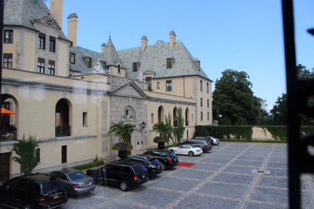 Enlarge photo 88