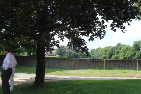 Enlarge photo 216