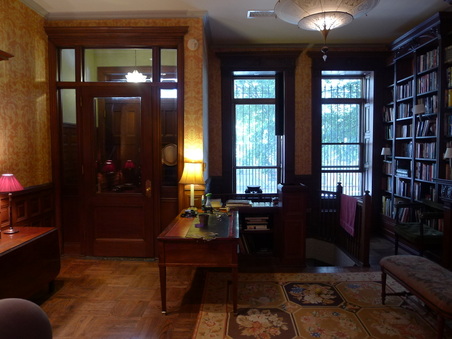 Enlarge photo 13