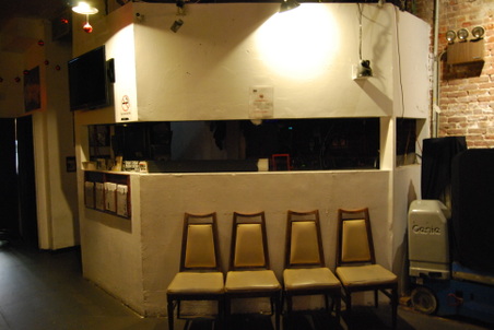 Enlarge photo 13