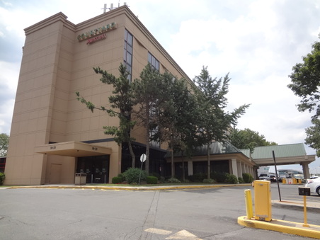 LGA Courtyard Marriott
