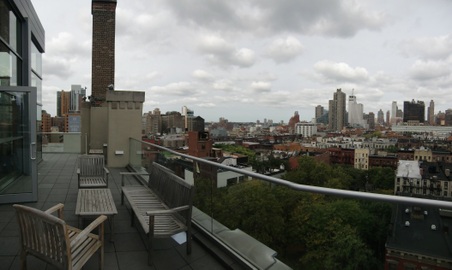 Enlarge photo 12