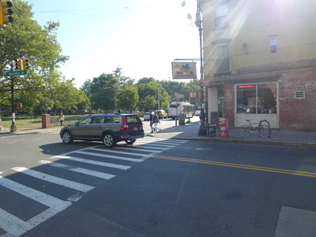 Enlarge photo 19