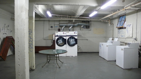41-11 40th St