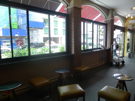 Enlarge photo 14
