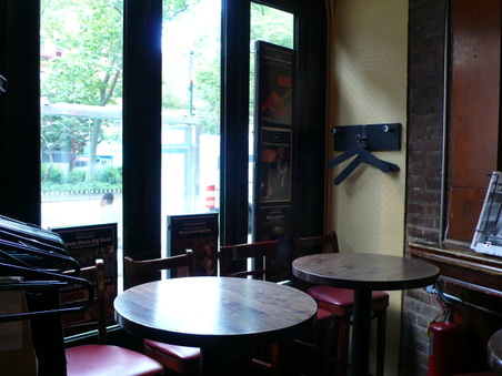 Enlarge photo 18