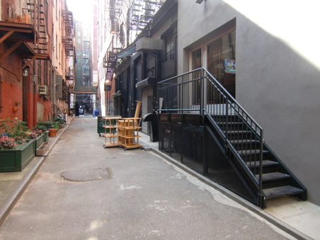 Enlarge photo 13