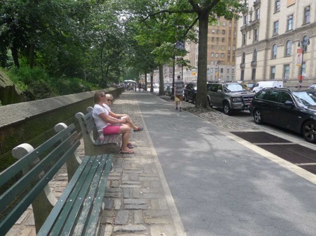 Enlarge photo 105