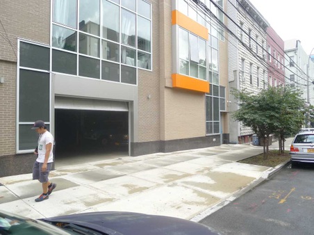 Enlarge photo 3