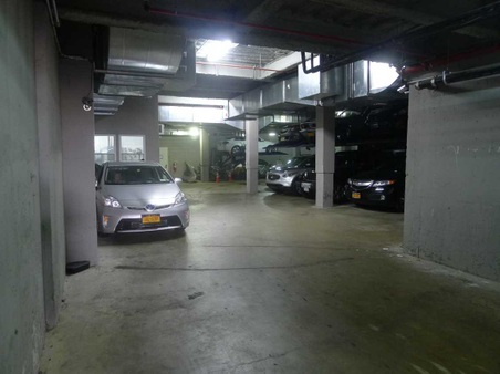 Enlarge photo 10