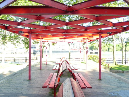 Enlarge photo 11