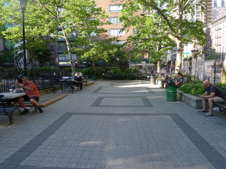 Enlarge photo 8