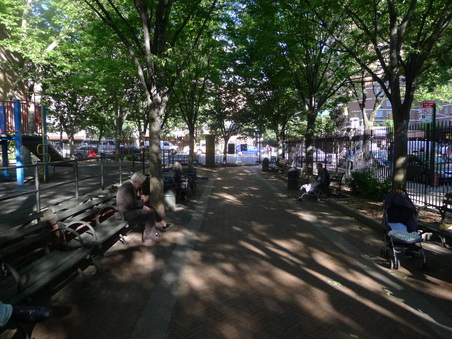 Enlarge photo 10