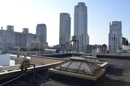 Enlarge photo 32