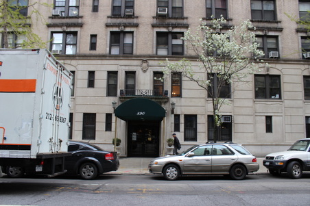 890 West End Ave