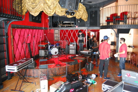 Enlarge photo 24