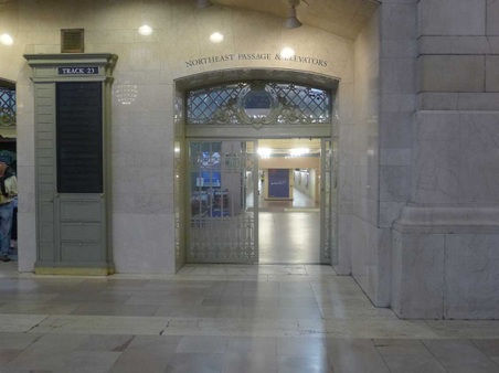 Enlarge photo 33