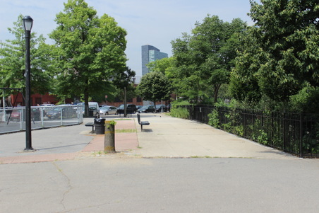 Enlarge photo 4
