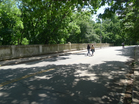 Enlarge photo 19