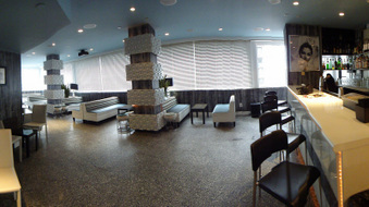 Enlarge photo 18