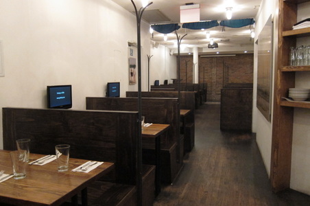 Enlarge photo 24