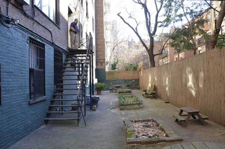 Enlarge photo 27