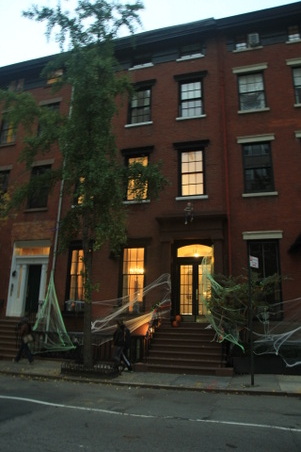 Ext. Townhouse