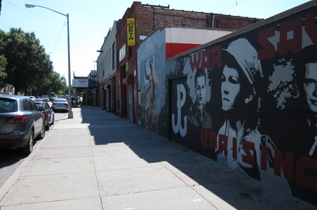 Enlarge photo 46