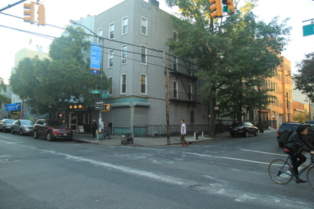 Enlarge photo 37