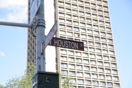 W. Broadway b/t Houston & Prince