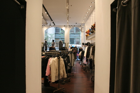 Enlarge photo 12