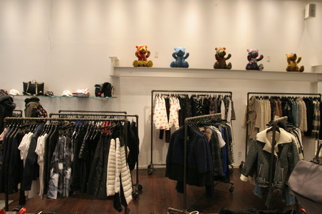 Enlarge photo 13