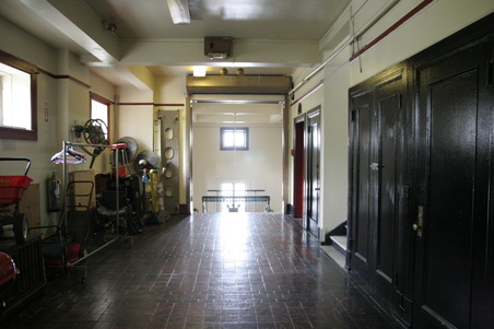 Enlarge photo 22