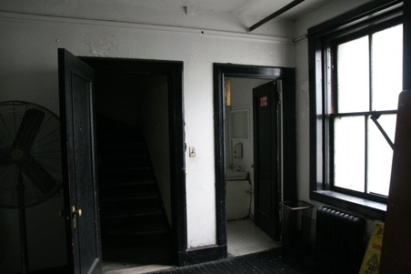 Enlarge photo 32