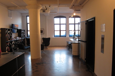 Enlarge photo 4