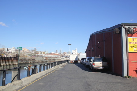 Enlarge photo 3