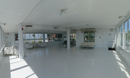 Enlarge photo 16